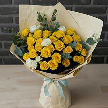 Букет цветов из:  Розы в Жабкино