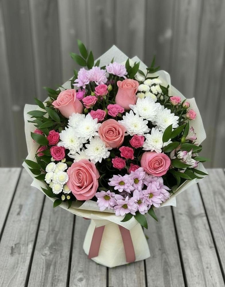 Букет цветов из: Альстромерии, Гвоздики, Розы и Хризантемы в Жабкино