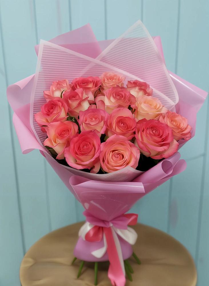 Букет 15 Розовых роз Равель в Жабкино
