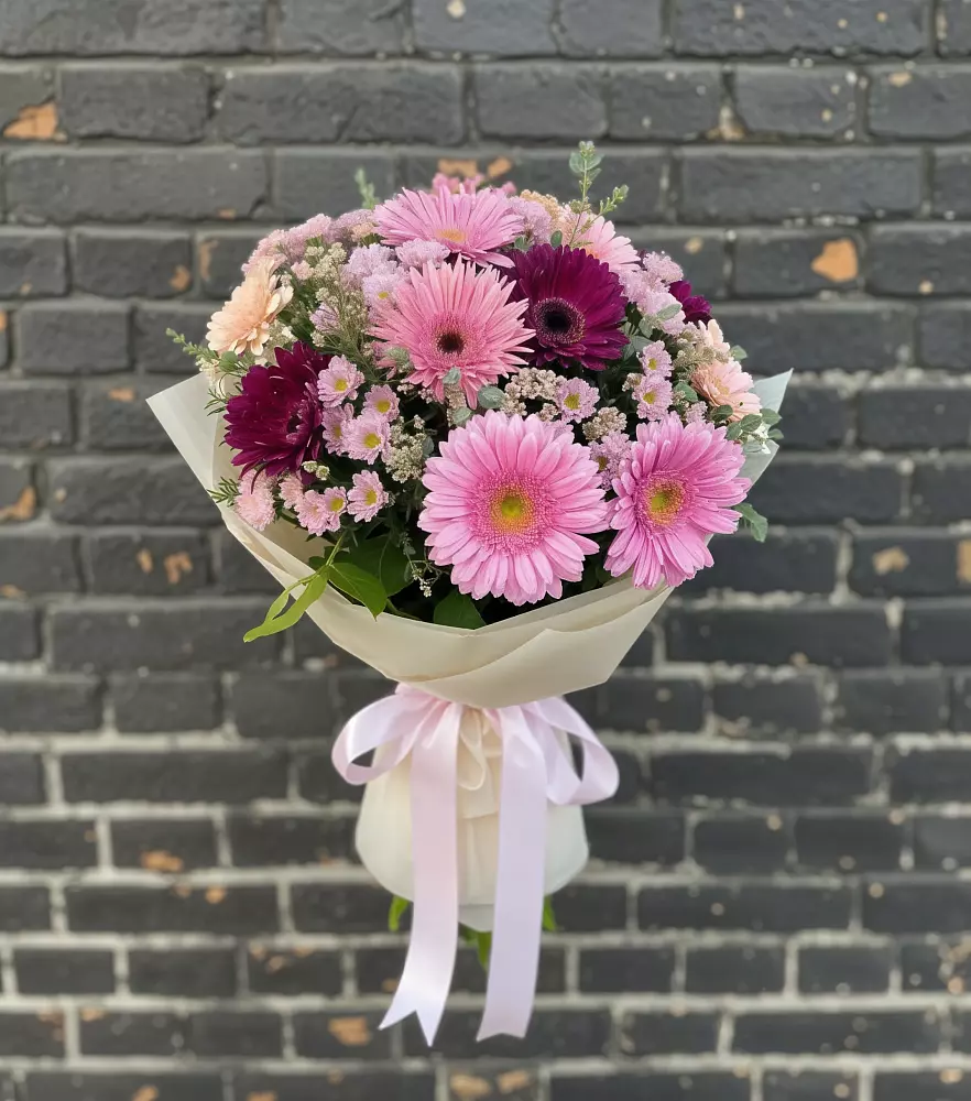 Букет цветов из: Герберы и Хризантемы в Жабкино