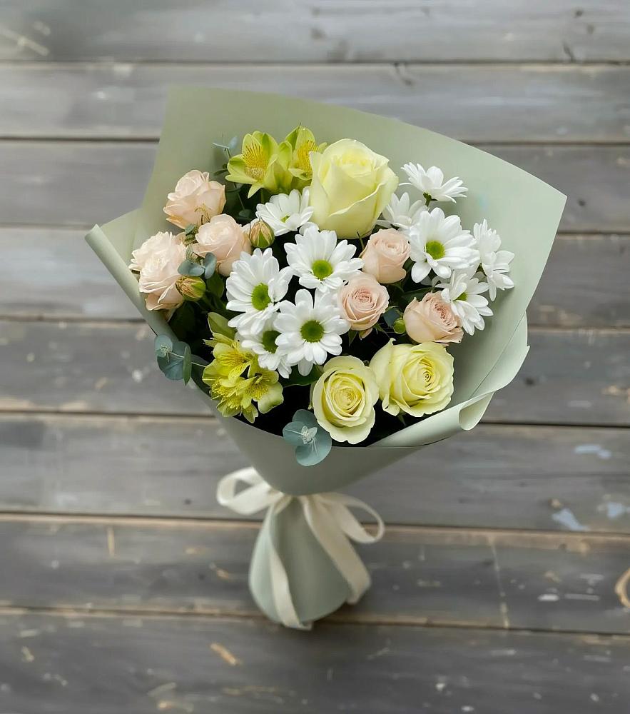 Букет цветов из: Альстромерии, Розы и Хризантемы в Жабкино