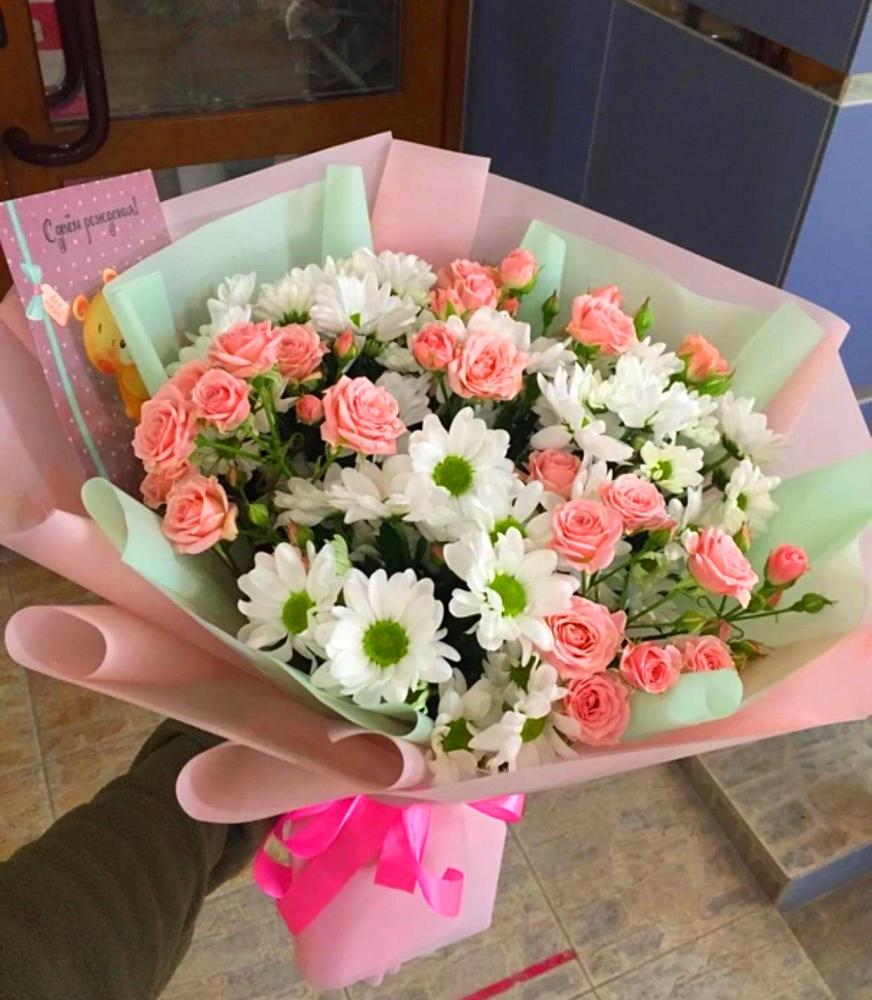 Букет цветов из: Розы и Хризантемы в Жабкино