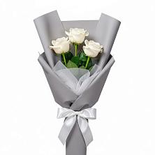 Букет 3 белые розы в Жабкино
