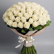 Букет 101 беля роза Белоснежка в Жабкино