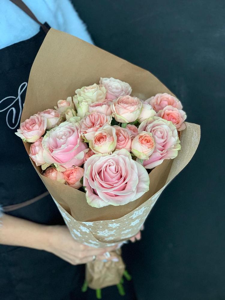 Букет цветов из: Хризантемы и Розы в Жабкино