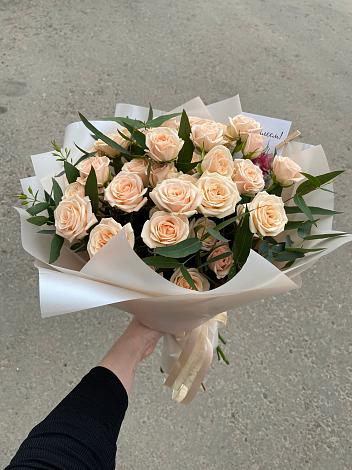 Букет Кремовые розы Латте в Жабкино