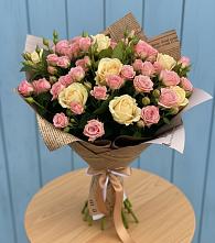 Букет цветов из:  Розы в Жабкино