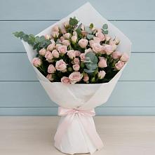 Букет цветов из:  Розы в Жабкино