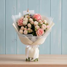 Букет цветов из:  Розы в Жабкино